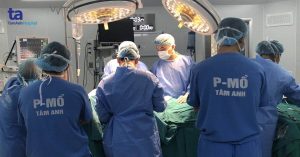 phau-thuat-cuu-cuu-song-thai-thumb